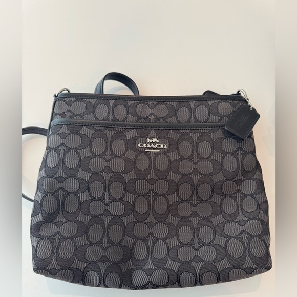 Coach large file Crossbody Bag EUC Carcosl Gray Canvas - Picture 15 of 15